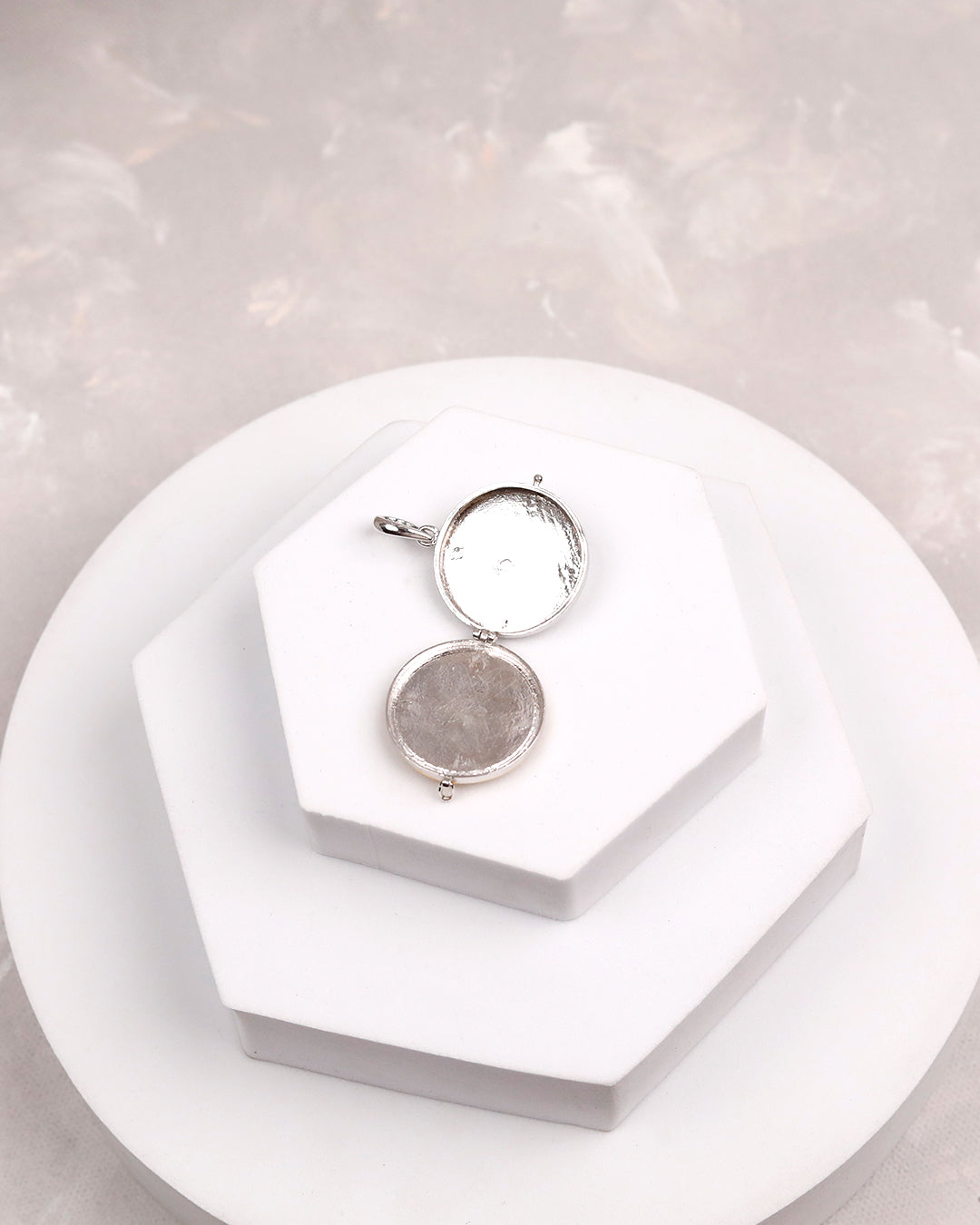 Panjatan-e-Pak Round Taweez - 925 Silver