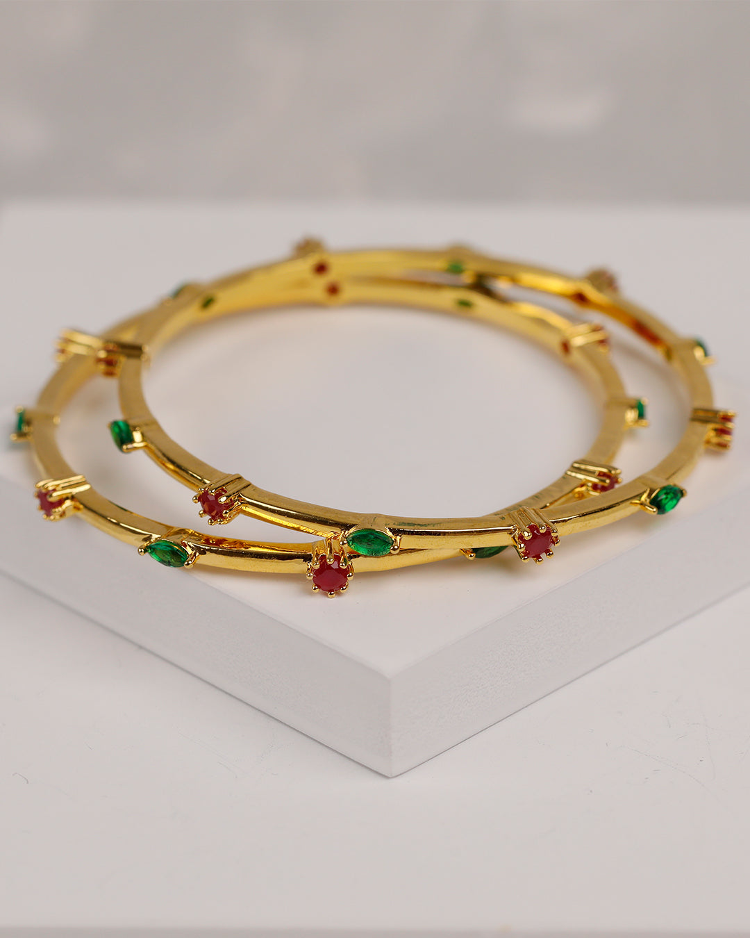 Roohani Traditional Bangle (925 Silver)