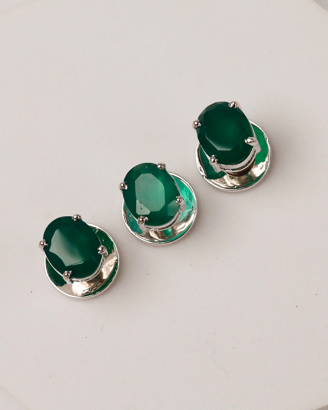 Emerald Oval Prong Kurta Buttons