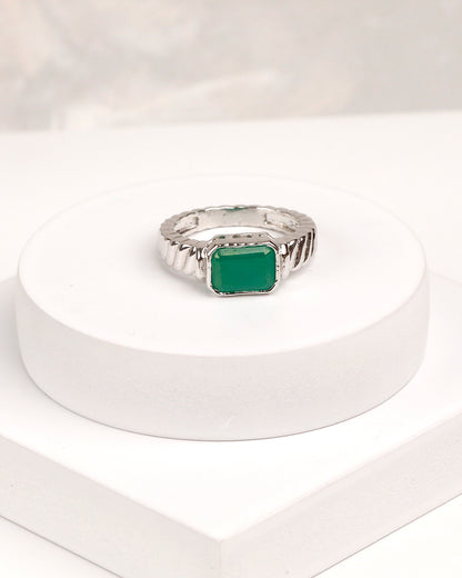 Emerald Baguette Rope-Band Ring