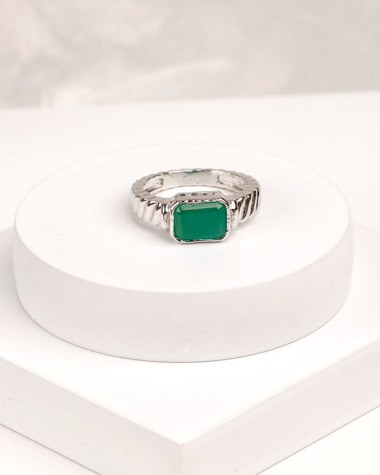Emerald Baguette Rope-Band Ring