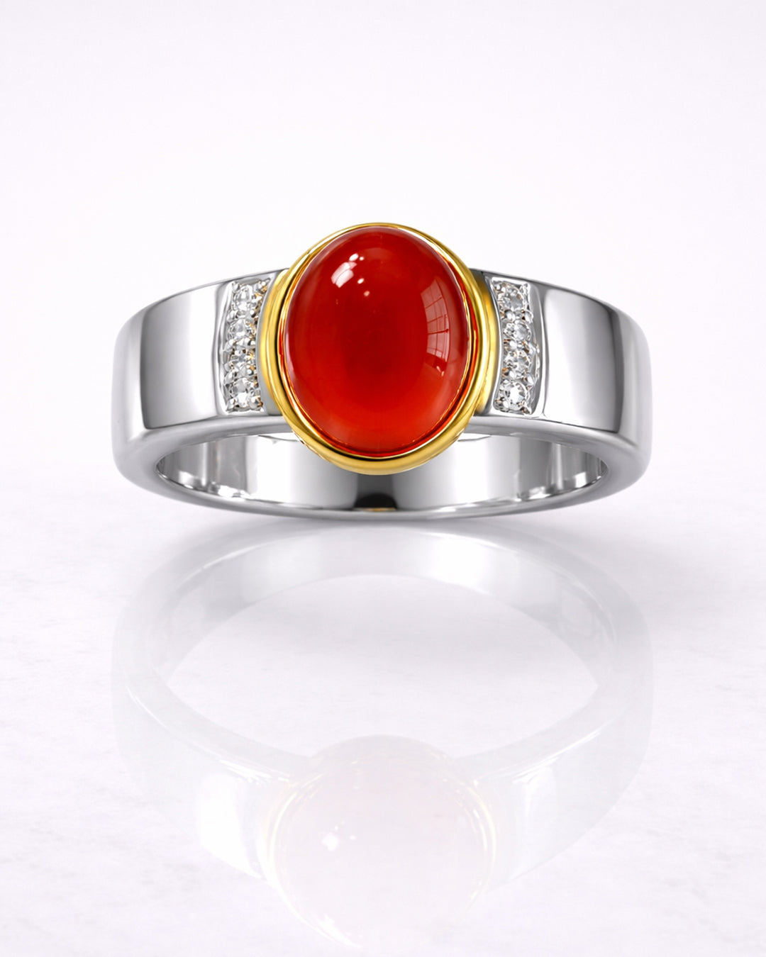 Aqeeq Oval Gold Bezel & Diamond Shoulder Ring