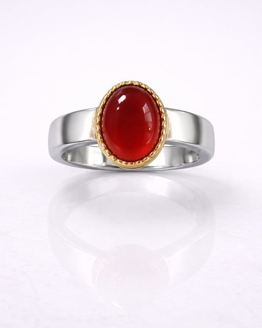 Aqeeq Milgrain Gold Bezel Classic Ring
