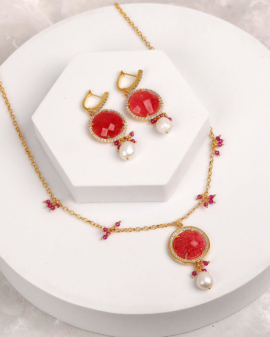 Red Jade & Pearl Gold Necklace & Drop Earring Set