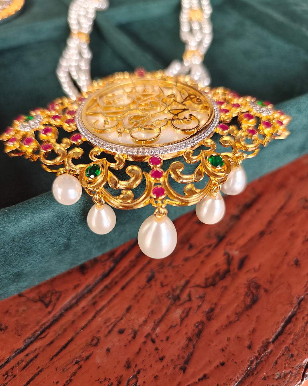 Taj Royal Takthi - 925 Silver