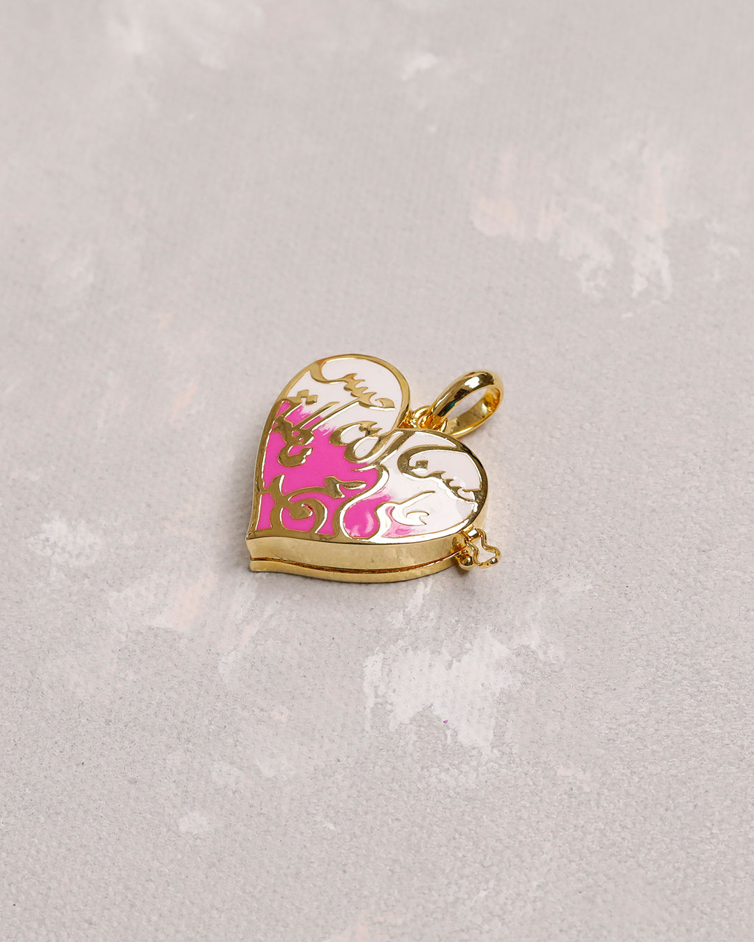 Panjatan-e-Pak  Heart Pink Taweez - 9k Gold