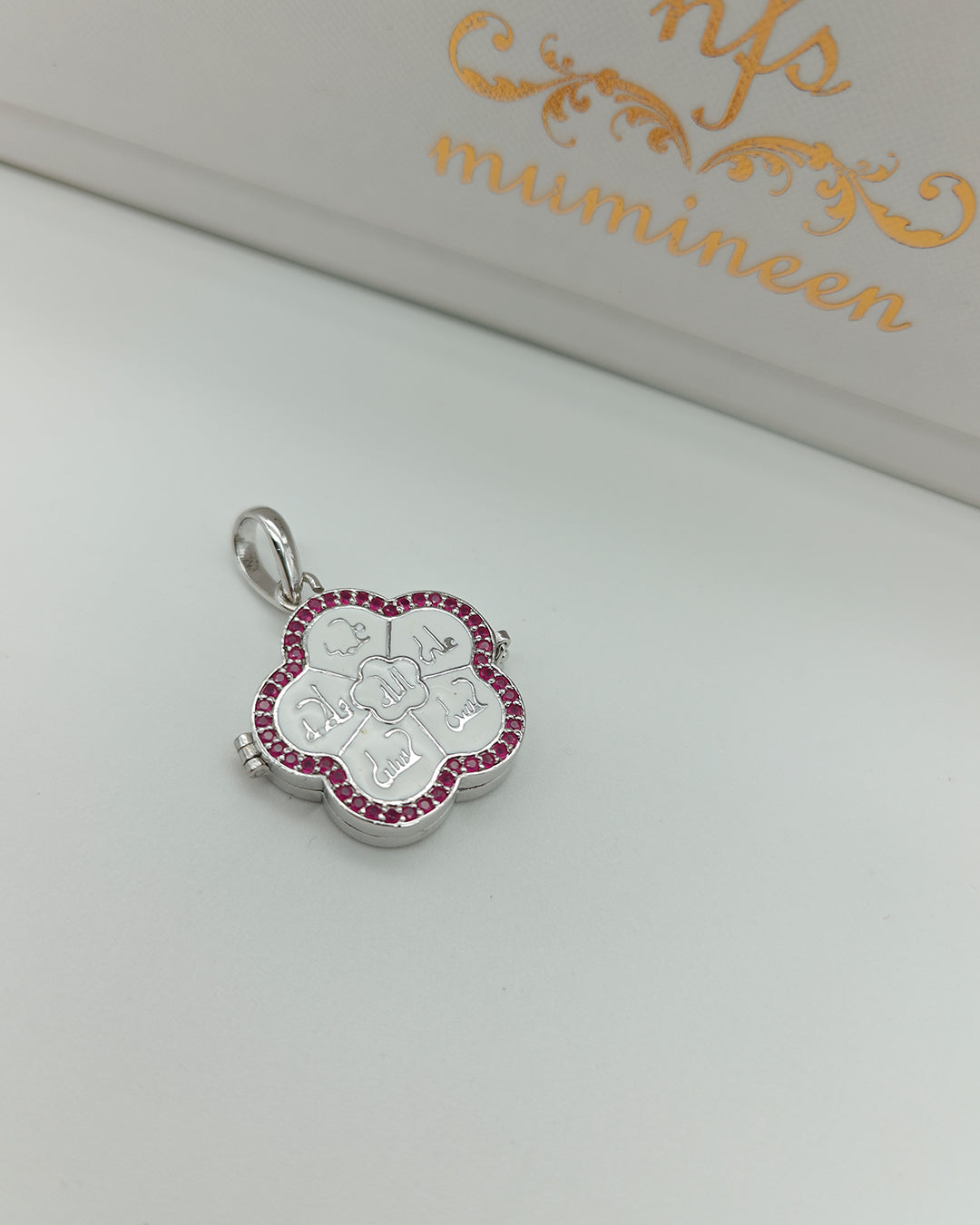 Flower Panjatan-e-Pak  Ruby Taweez - 925 Silver