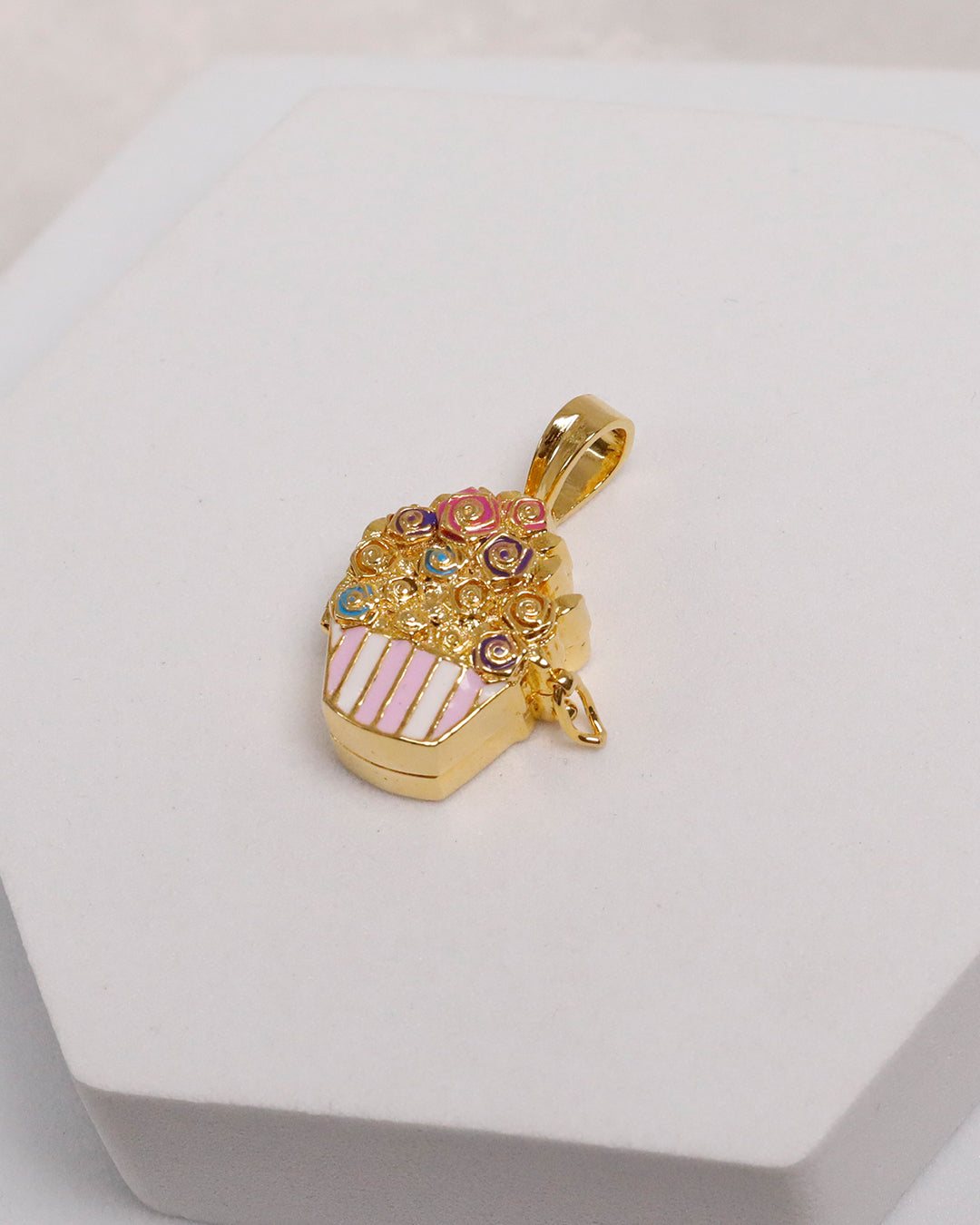 Cupcake Taweez -9k Gold
