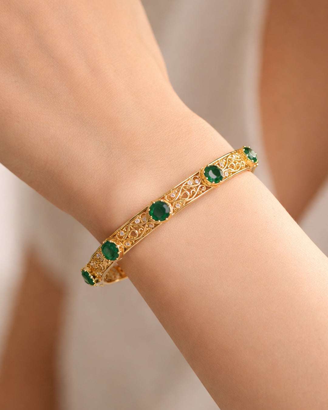 Heritage Green Aqeeq Openable Bangle (925 Silver)