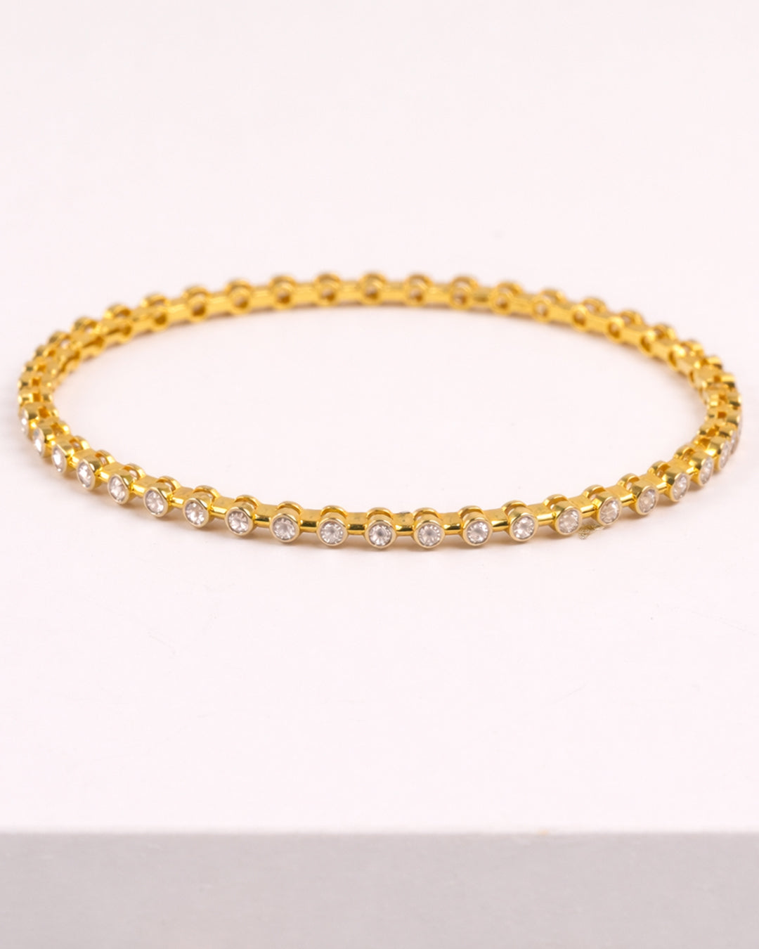 Minimalistic Pave Bangle (925 Silver)