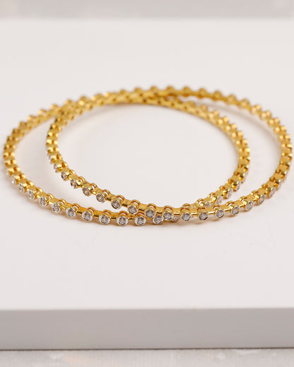 Minimalistic Pave Bangle (925 Silver)