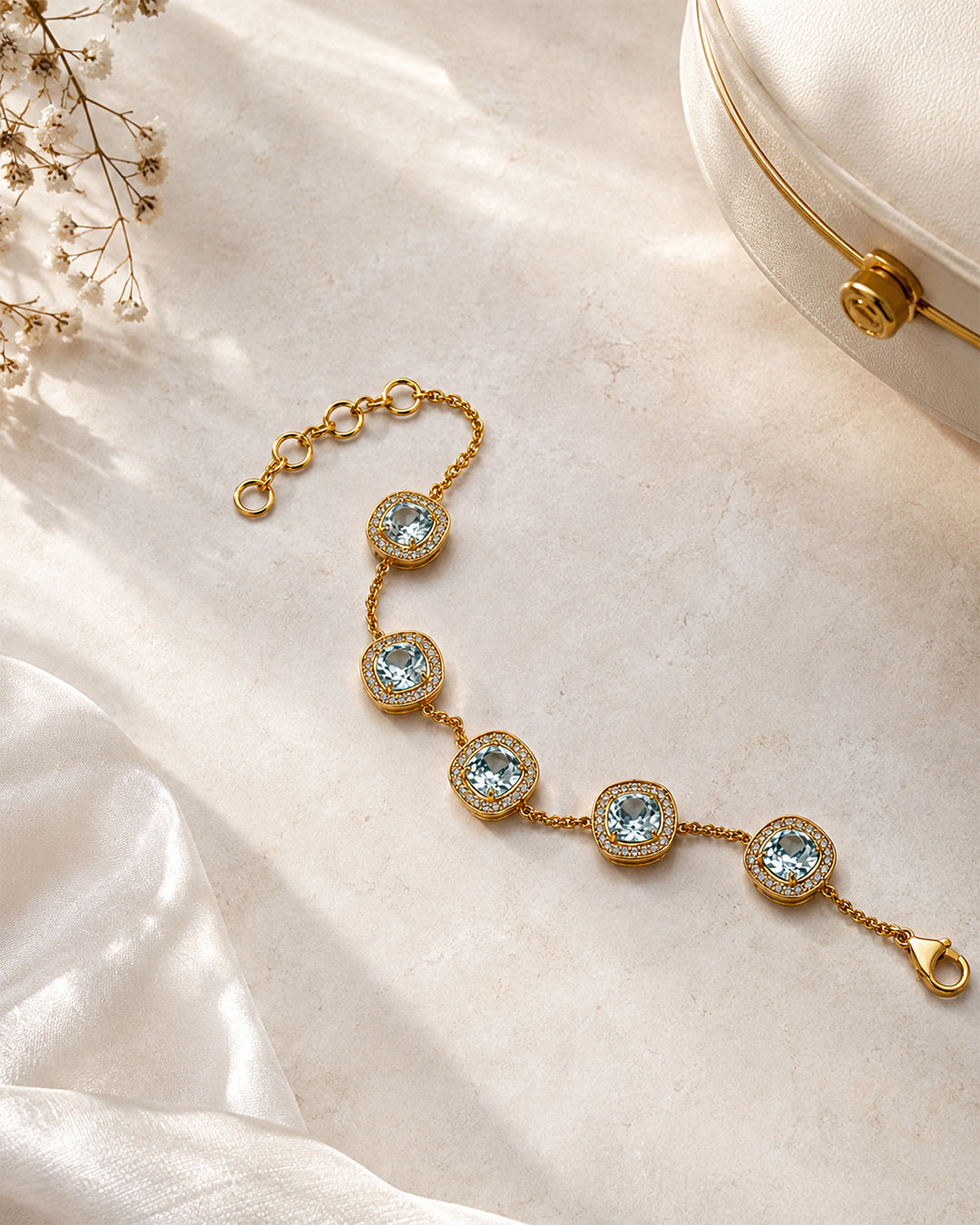 Aqua Cushion Link Bracelet (925 Silver)