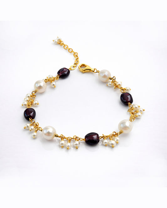 Garnet Pearl Dangler Bracelet (925 Silver)