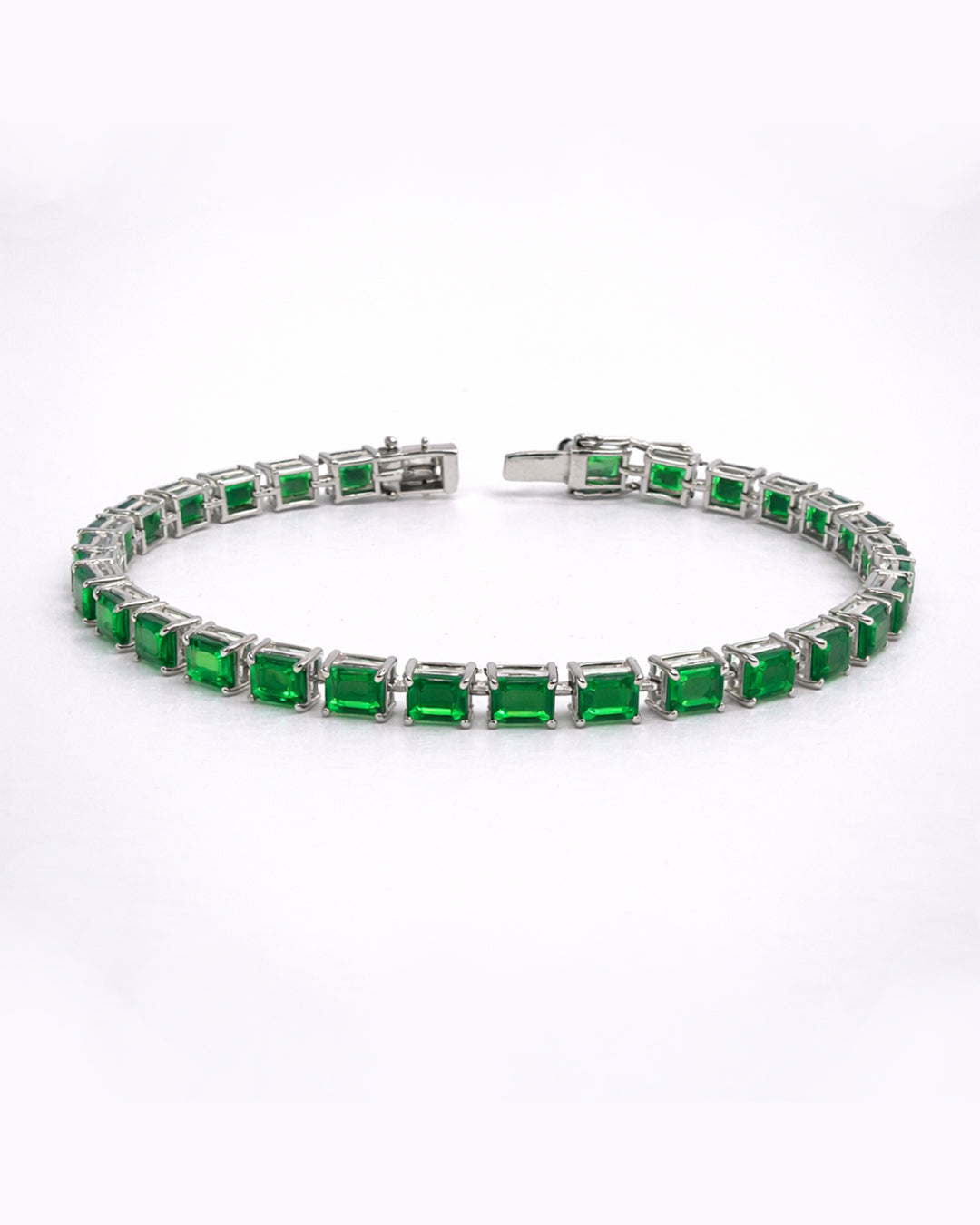 Princess Cut Emerald Bracelet (925 Silver)