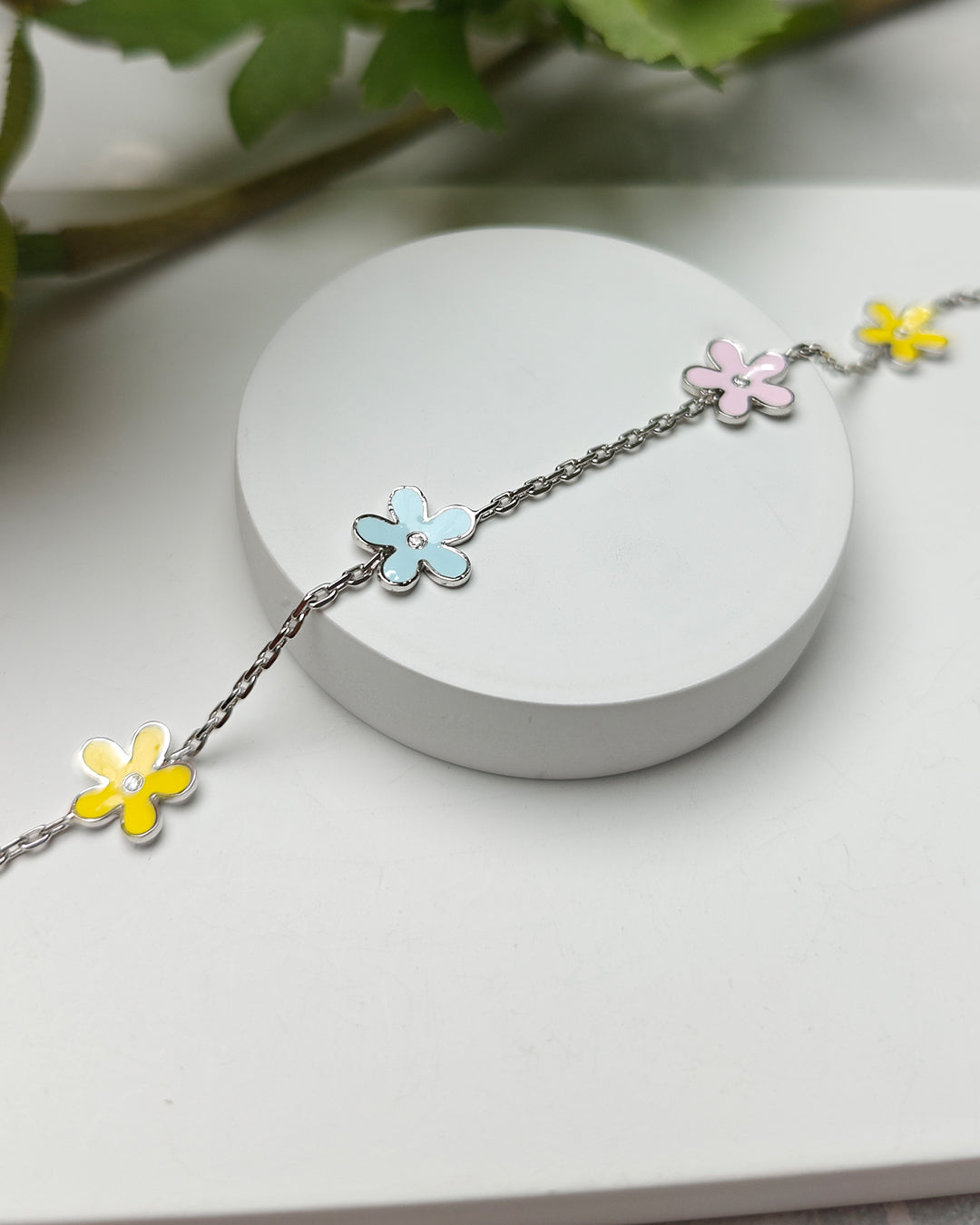 Pastel Daisy Bracelet (925 Silver)