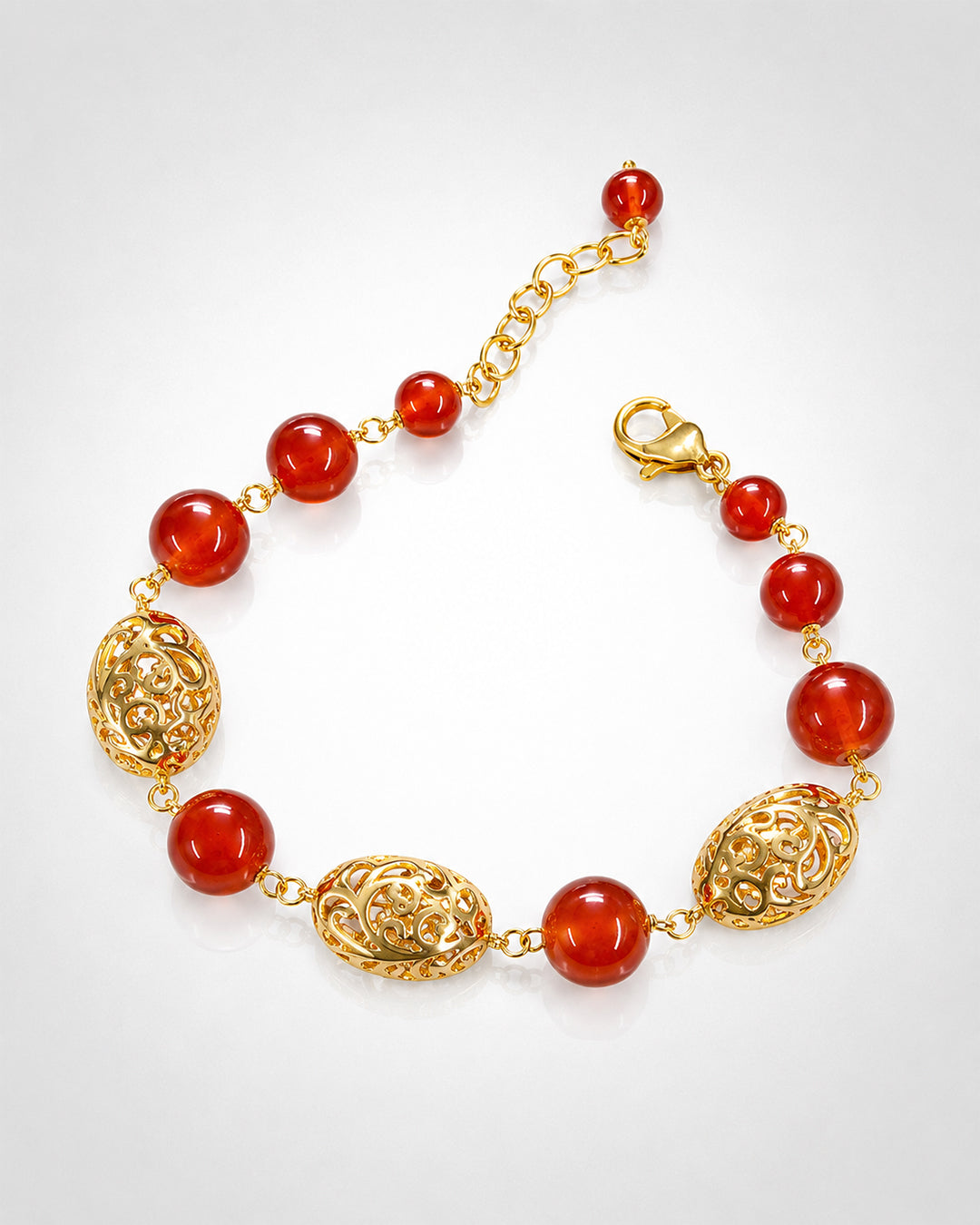 Aqeeq & Gold Jaali Oval Bead Bracelet (925 Silver)