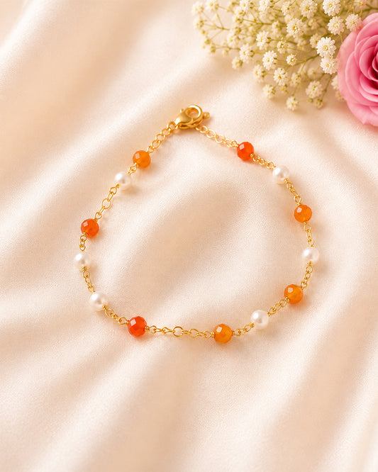 Faceted 6mm Carnelian & Freshwater Pearl Station Gold Bracelet (925 Silver)