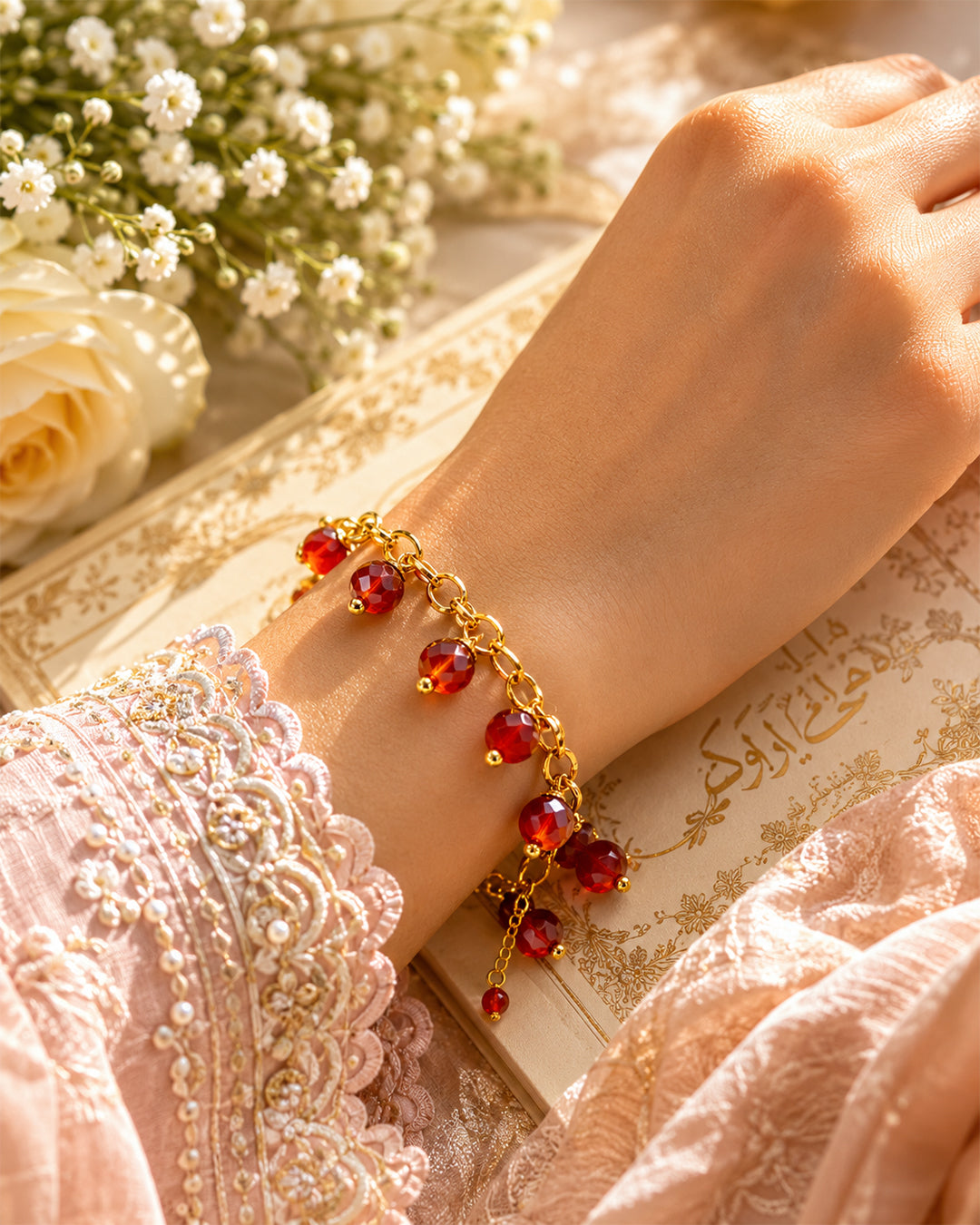 Faceted Aqeeq 6mm Drop Charm Bracelet in Gold (925 Silver)