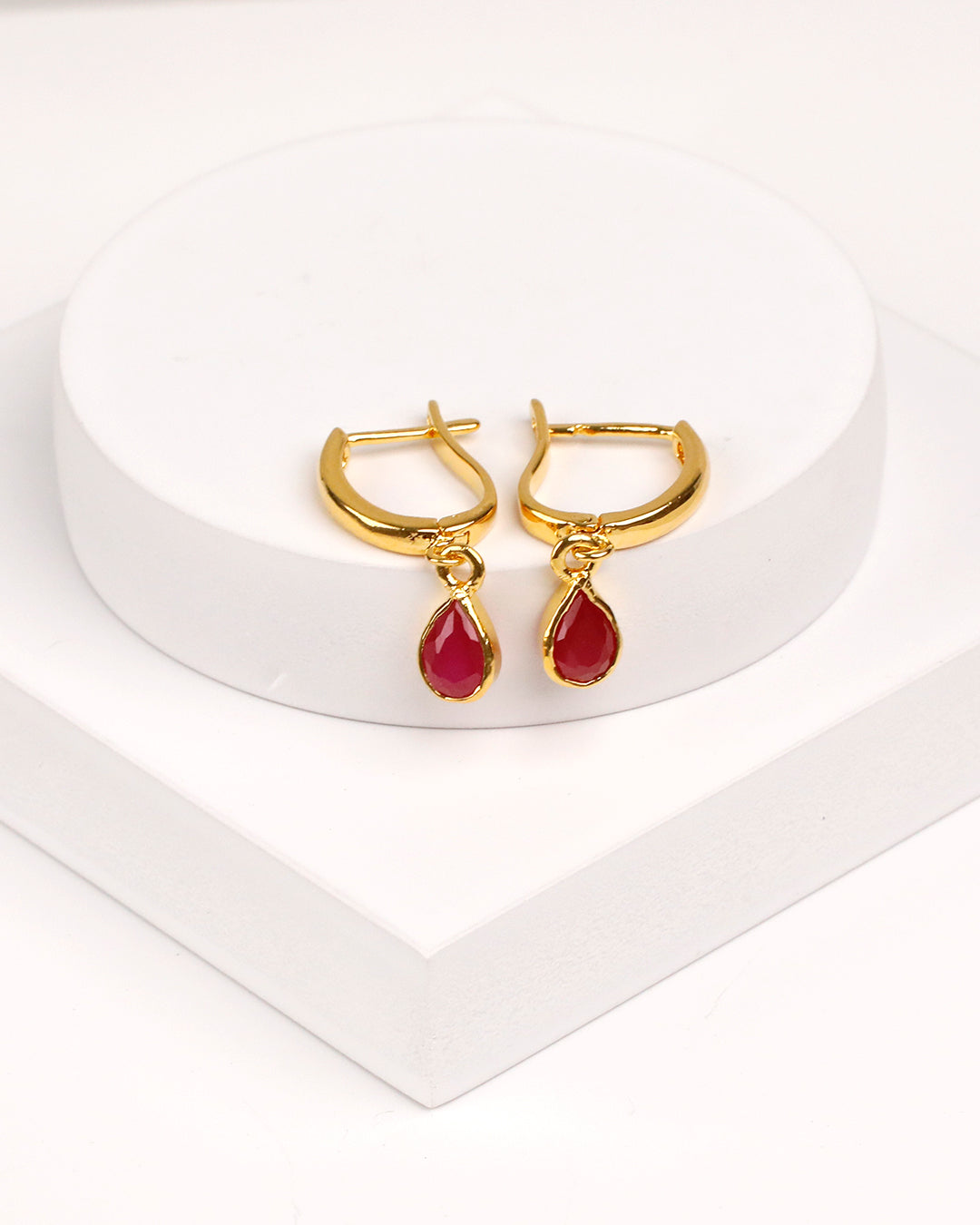 Hydro Ruby Teardrop Charm Huggie Earrings – Gold Plated 925 Silver