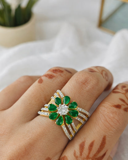 Blossom Emerald Floral Ring (925 Silver)