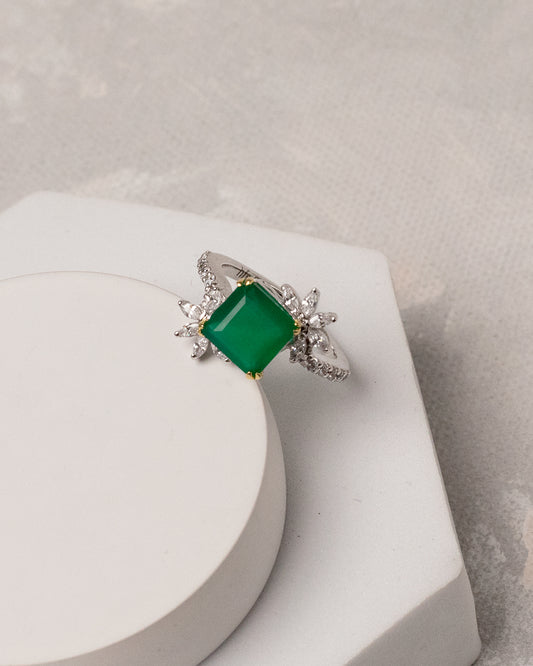 Emerald Square Bud Ring (925 Silver)