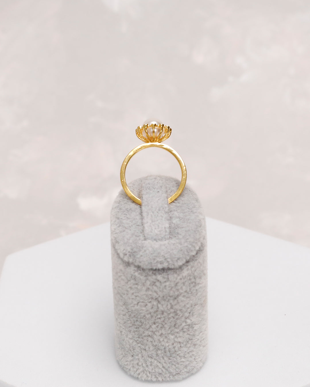 Aura Pearl Halo Ring (925 Silver)