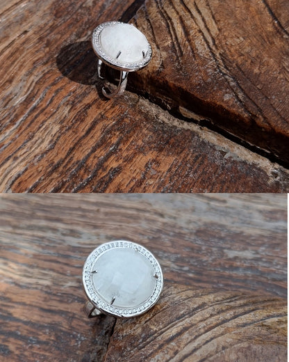 Gilter Glam MoonStone Ring (925 Silver)