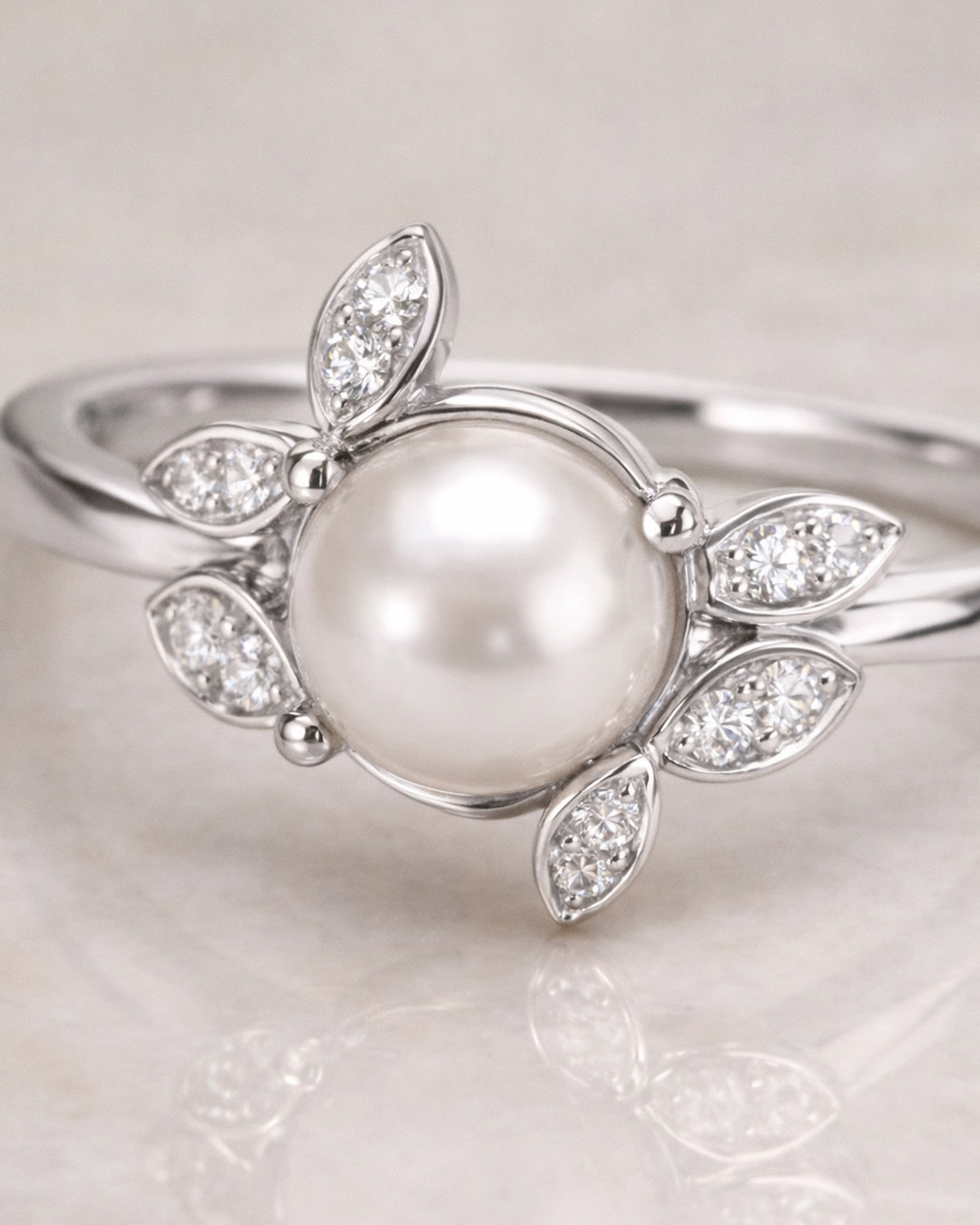Flora Pearl Bloom Ring (925 Silver)