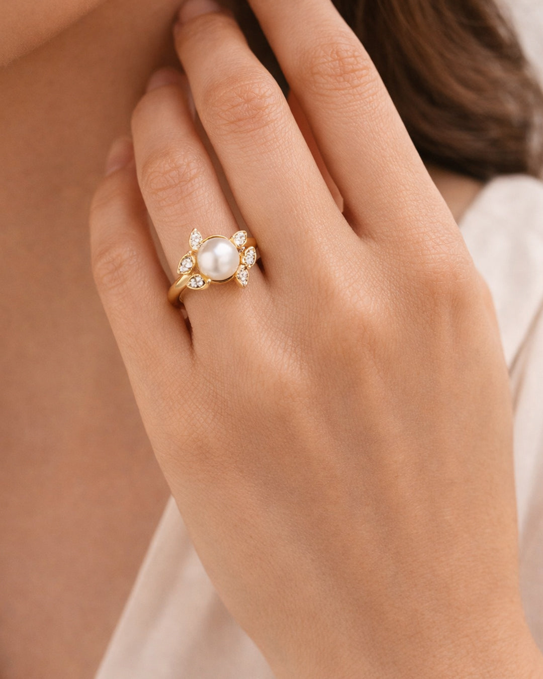 Flora Pearl Bloom Ring (925 Silver)