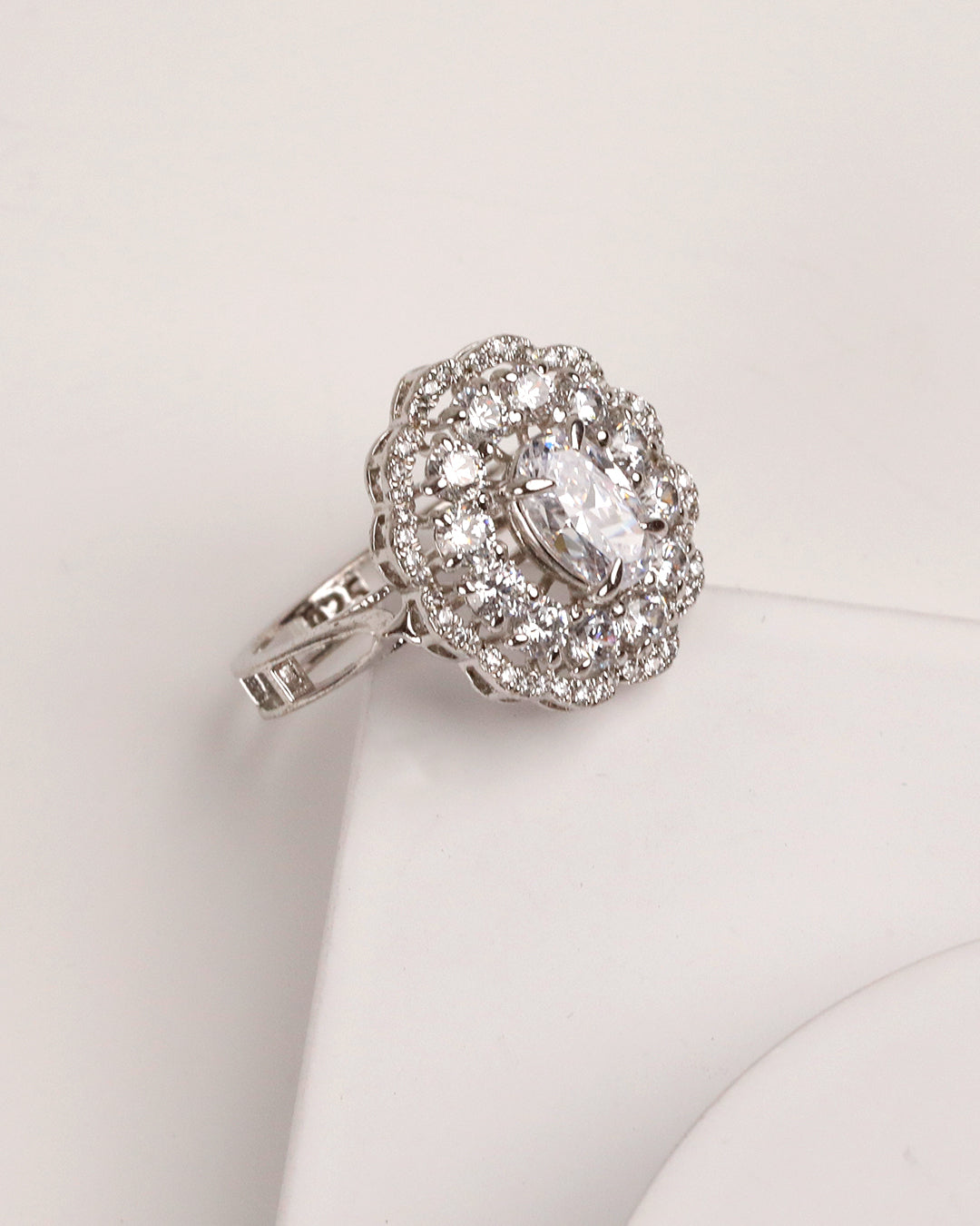 Scallop Silver Sparkle Ring (925 Silver)