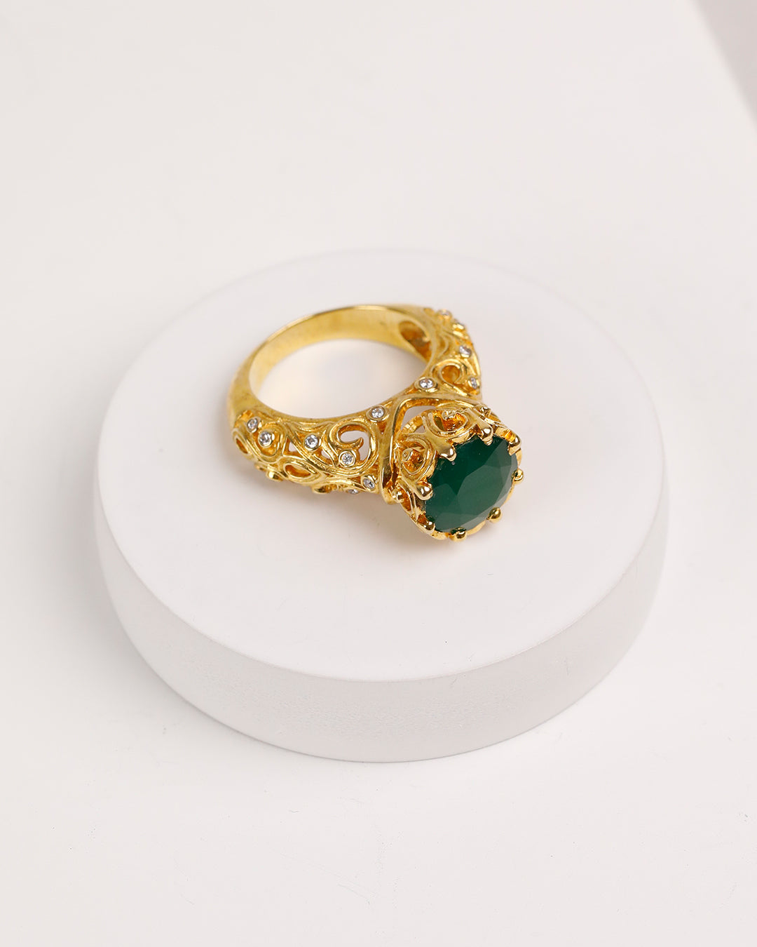 Heritage Green Aqeeq Ring (925 Silver)