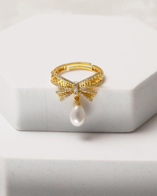 Pearl Bow Luxe Ring (925 Silver)
